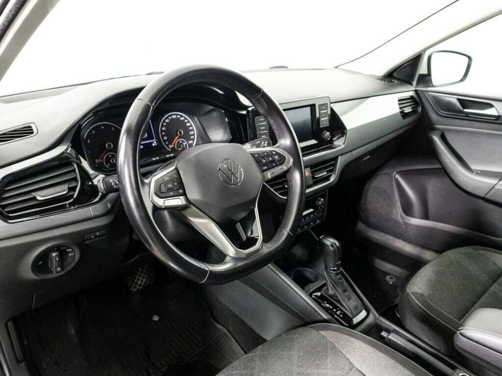 Volkswagen Polo с пробегом — 2021 год. Фото: #10