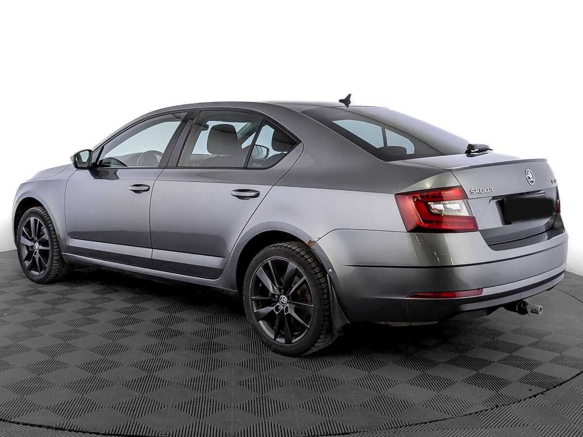Skoda Octavia с пробегом — 2017 год. Фото: #6