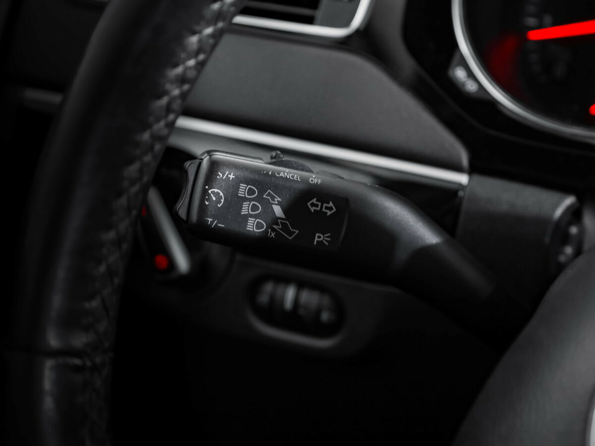 Volkswagen Jetta с пробегом — 2017 год. Фото: #15