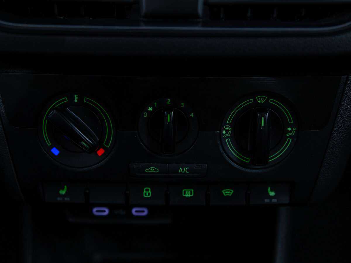 Skoda Rapid с пробегом — 2021 год. Фото: #14