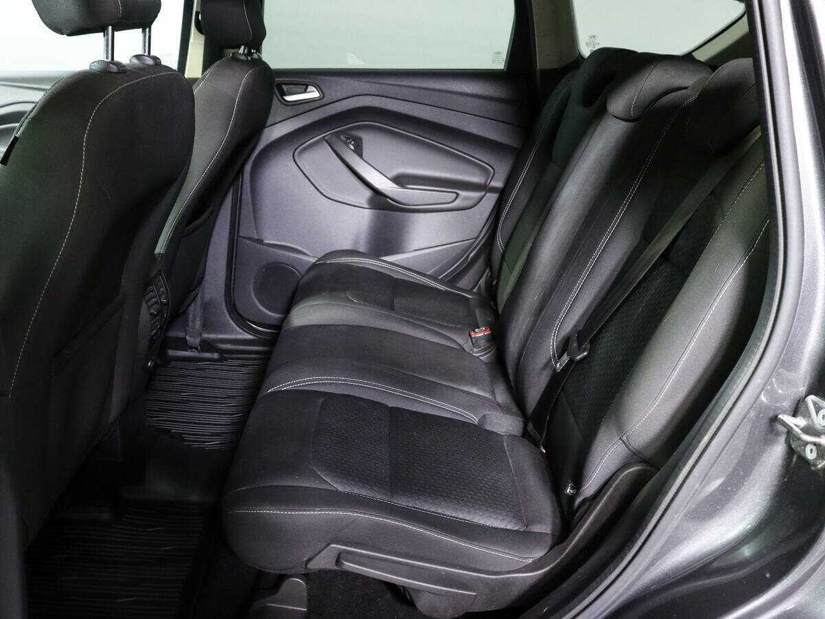 Ford Kuga с пробегом — 2017 год. Фото: #7