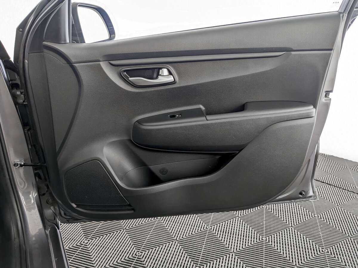 Kia Rio с пробегом — 2021 год. Фото: #19