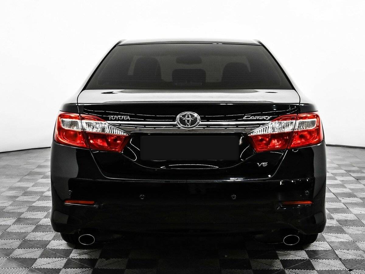 Toyota Camry с пробегом — 2012 год. Фото: #5