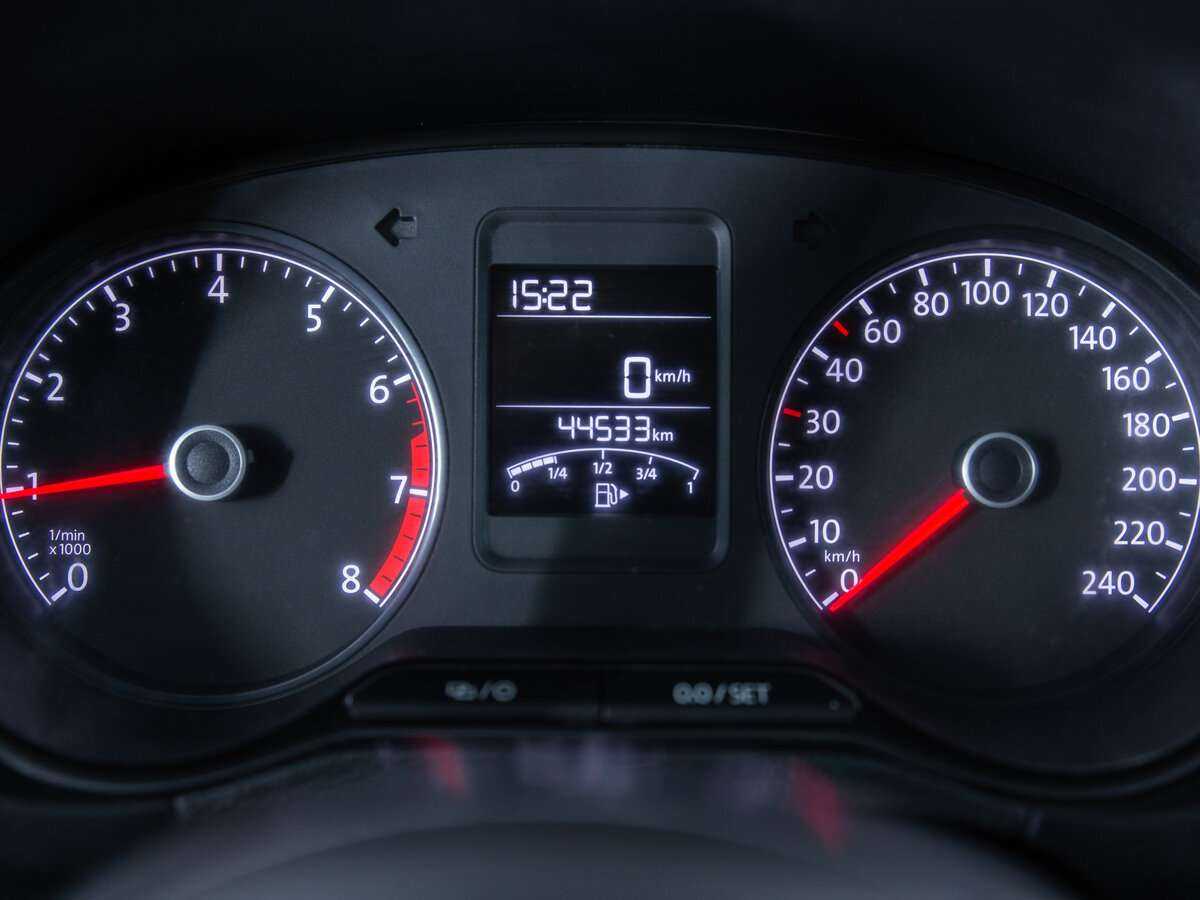 Volkswagen Polo с пробегом — 2019 год. Фото: #15