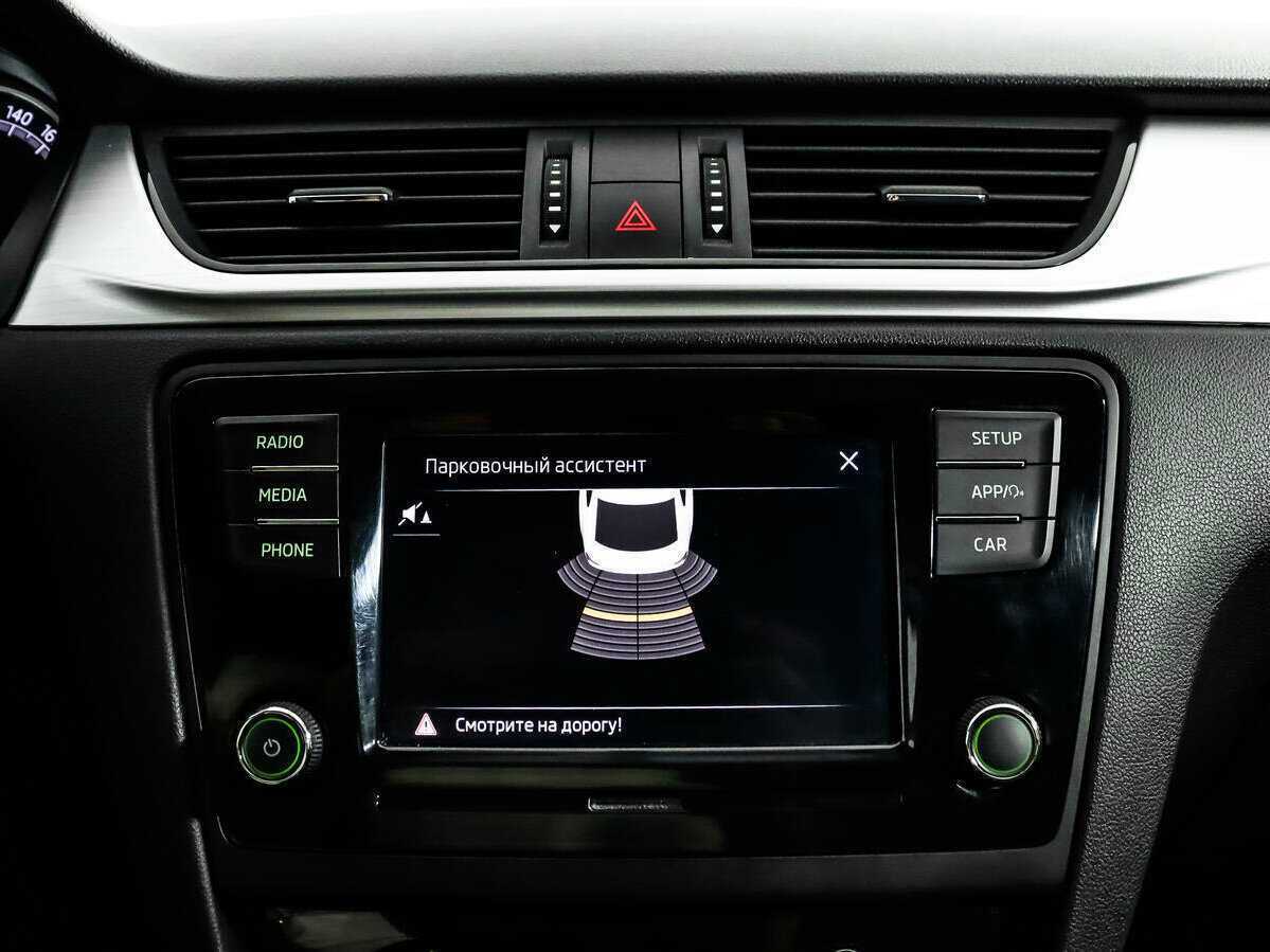 Skoda Rapid с пробегом — 2018 год. Фото: #14