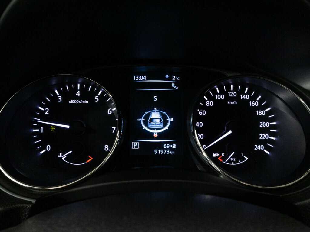 Nissan X-Trail с пробегом — 2016 год. Фото: #11