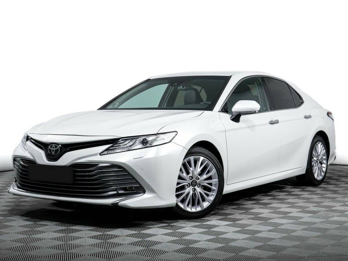 Toyota Camry с пробегом — 2019 год. Фото: #0