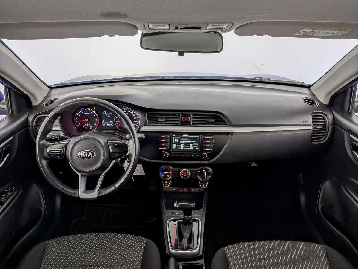 Kia Rio с пробегом — 2020 год. Фото: #13