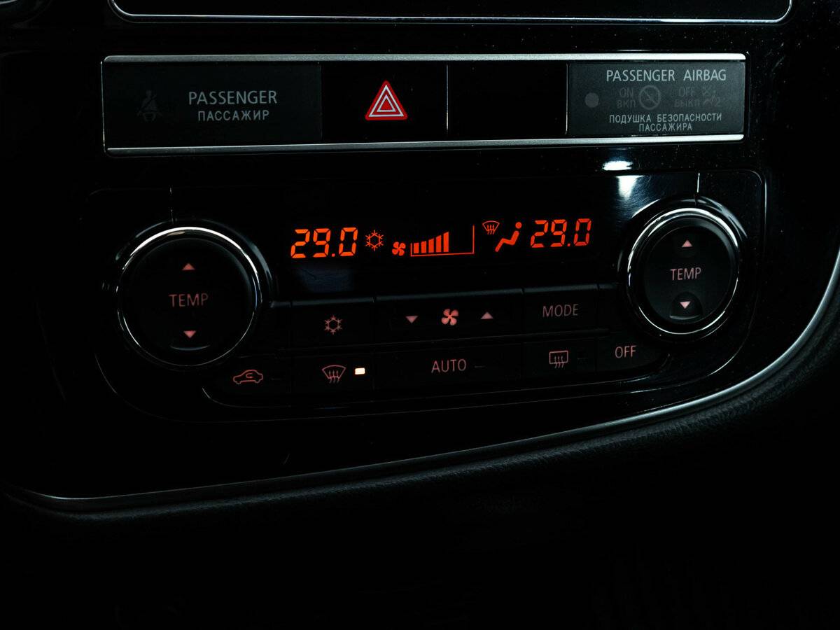 Mitsubishi Outlander с пробегом — 2019 год. Фото: #12