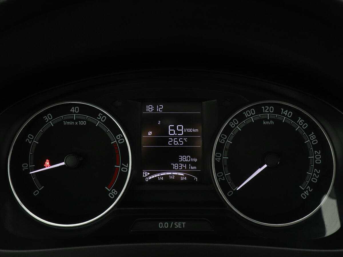 Skoda Rapid с пробегом — 2018 год. Фото: #10