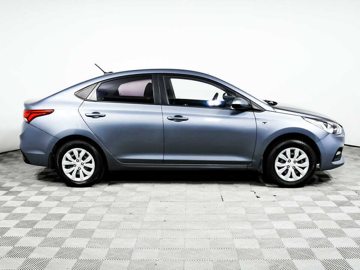 Hyundai Solaris с пробегом — 2017 год. Фото: #3