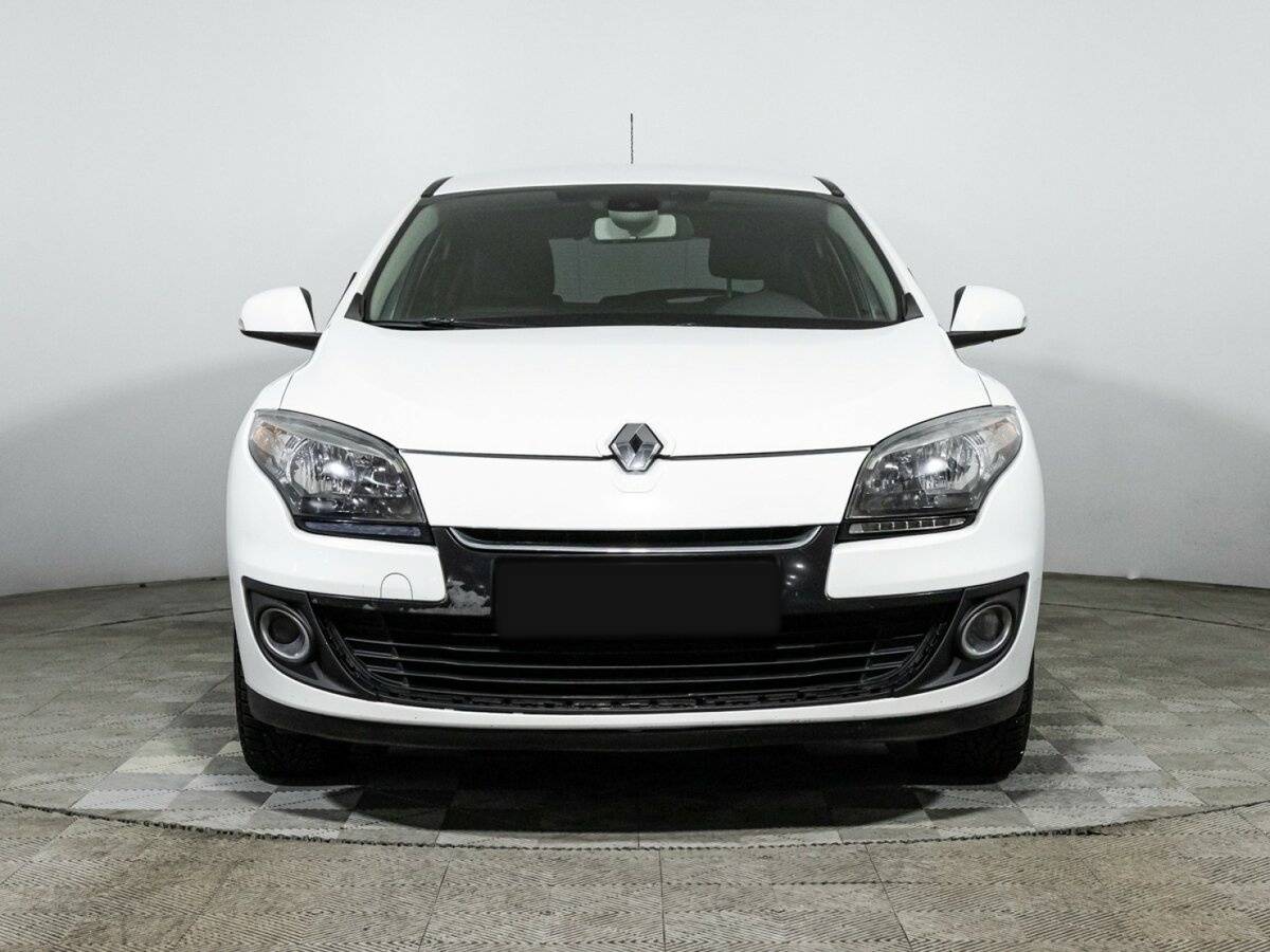 Renault Megane с пробегом — 2013 год. Фото: #1