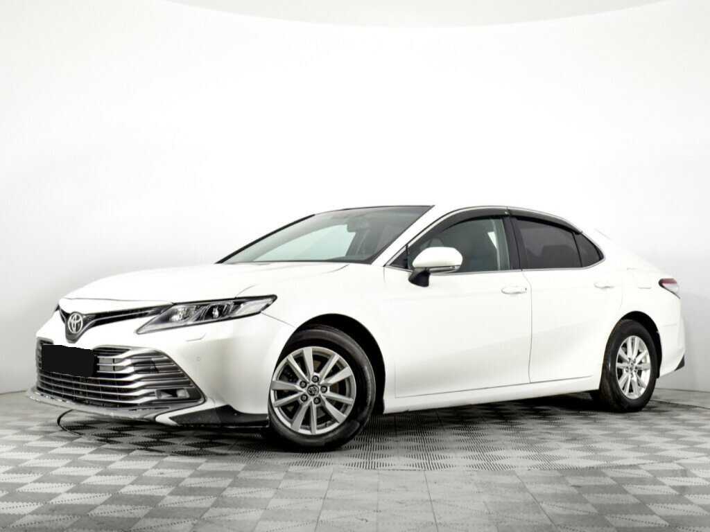 Toyota Camry с пробегом — 2018 год. Фото: #0