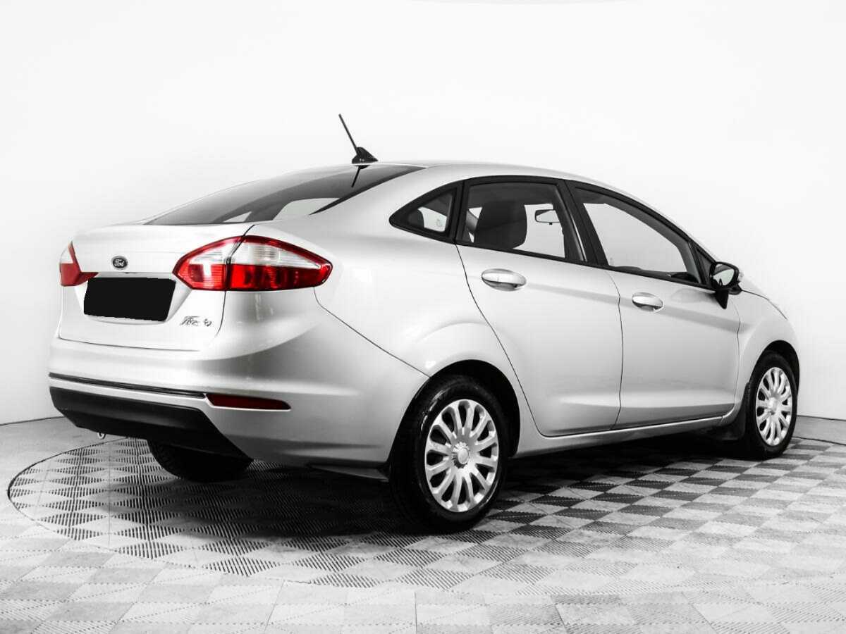 Ford Fiesta с пробегом — 2017 год. Фото: #4
