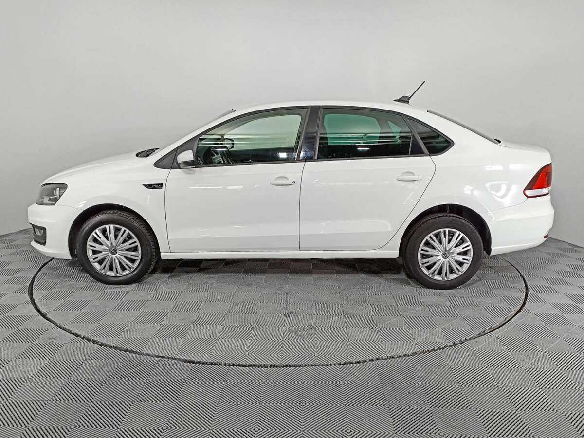 Volkswagen Polo с пробегом — 2018 год. Фото: #6