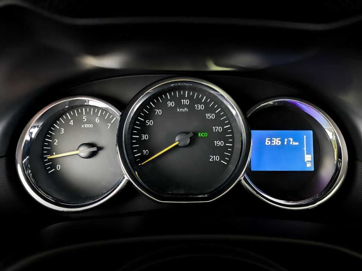 Renault Duster с пробегом — 2016 год. Фото: #10