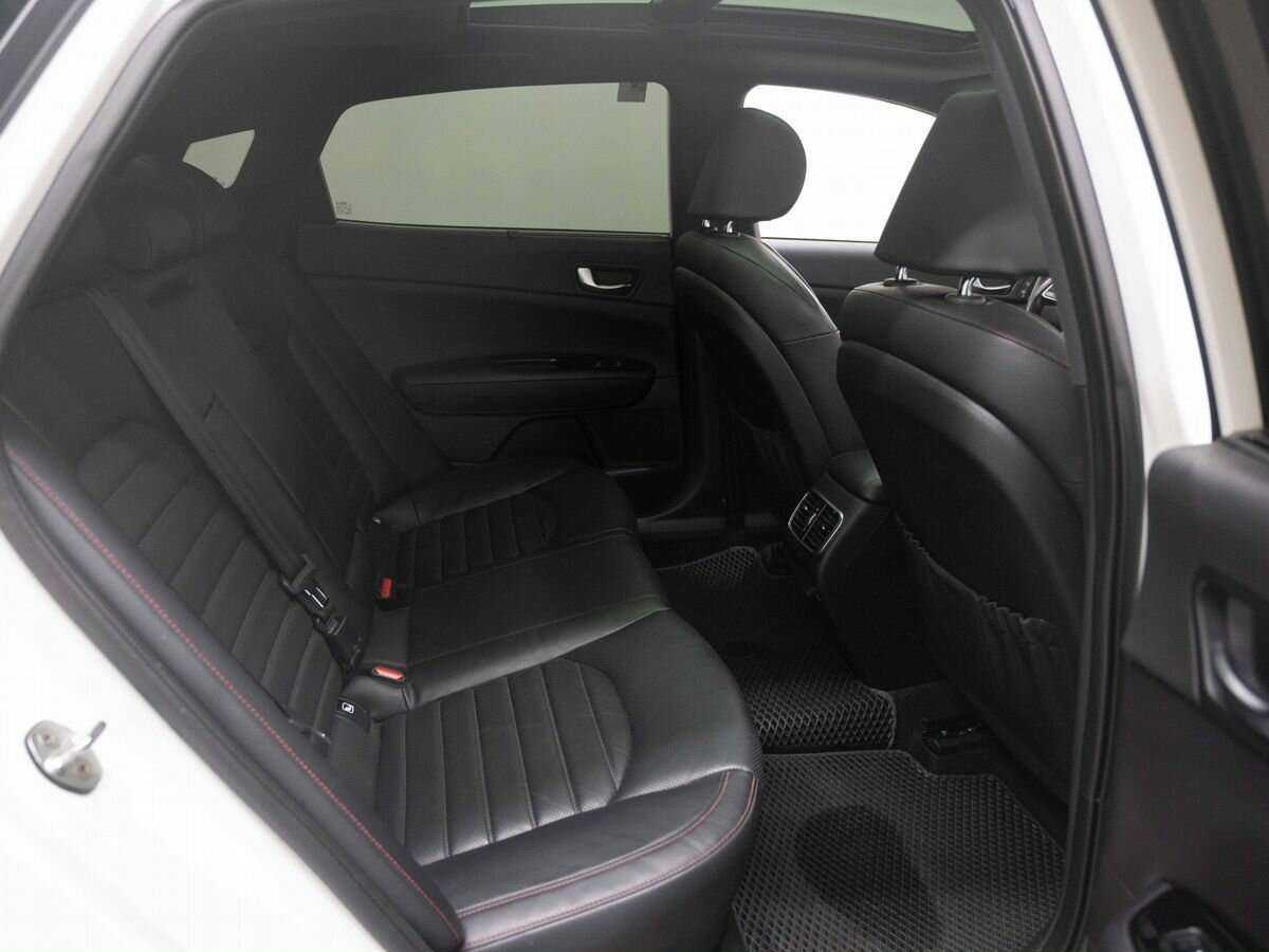 Kia Optima с пробегом — 2018 год. Фото: #7