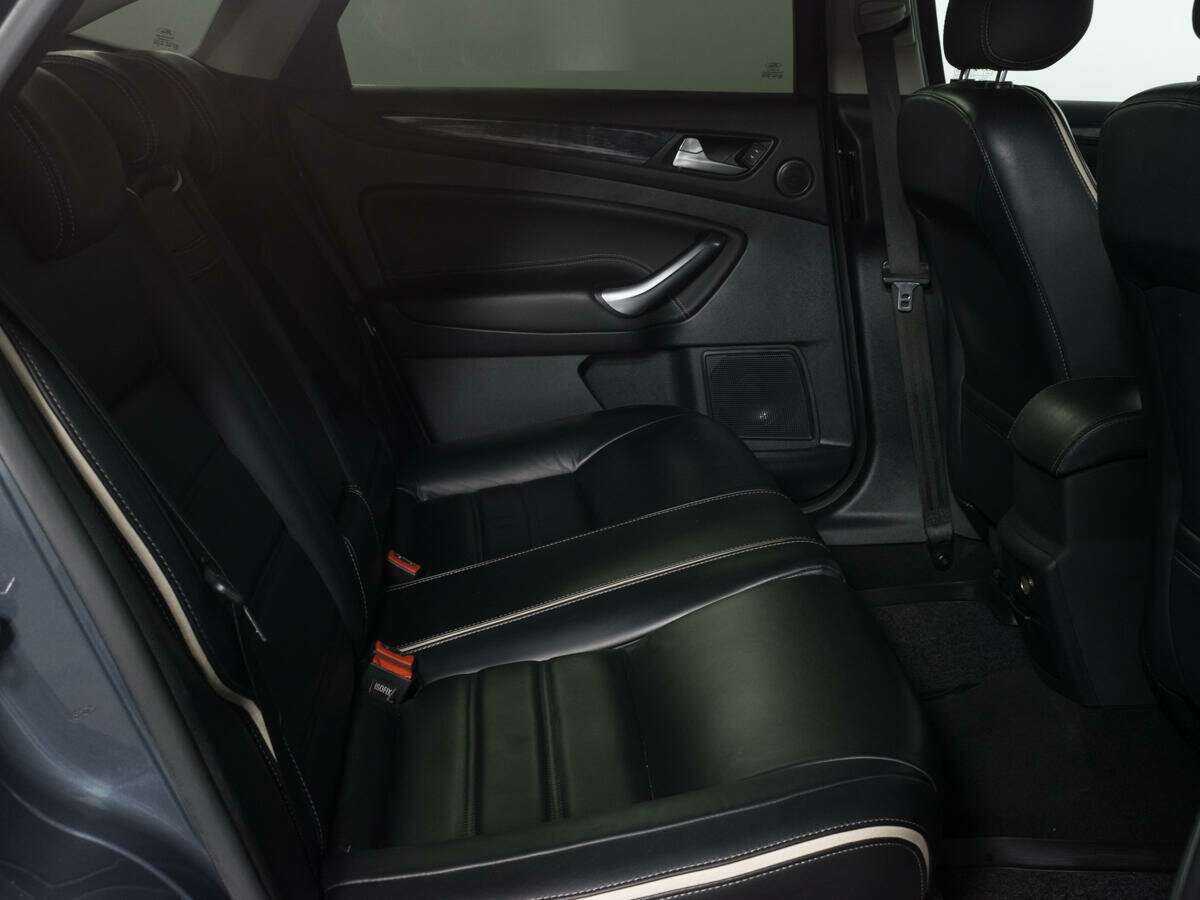 Ford Mondeo с пробегом — 2012 год. Фото: #10