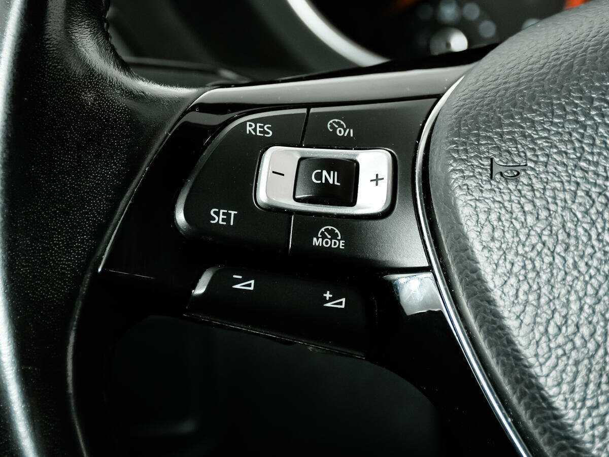 Volkswagen Tiguan с пробегом — 2017 год. Фото: #15