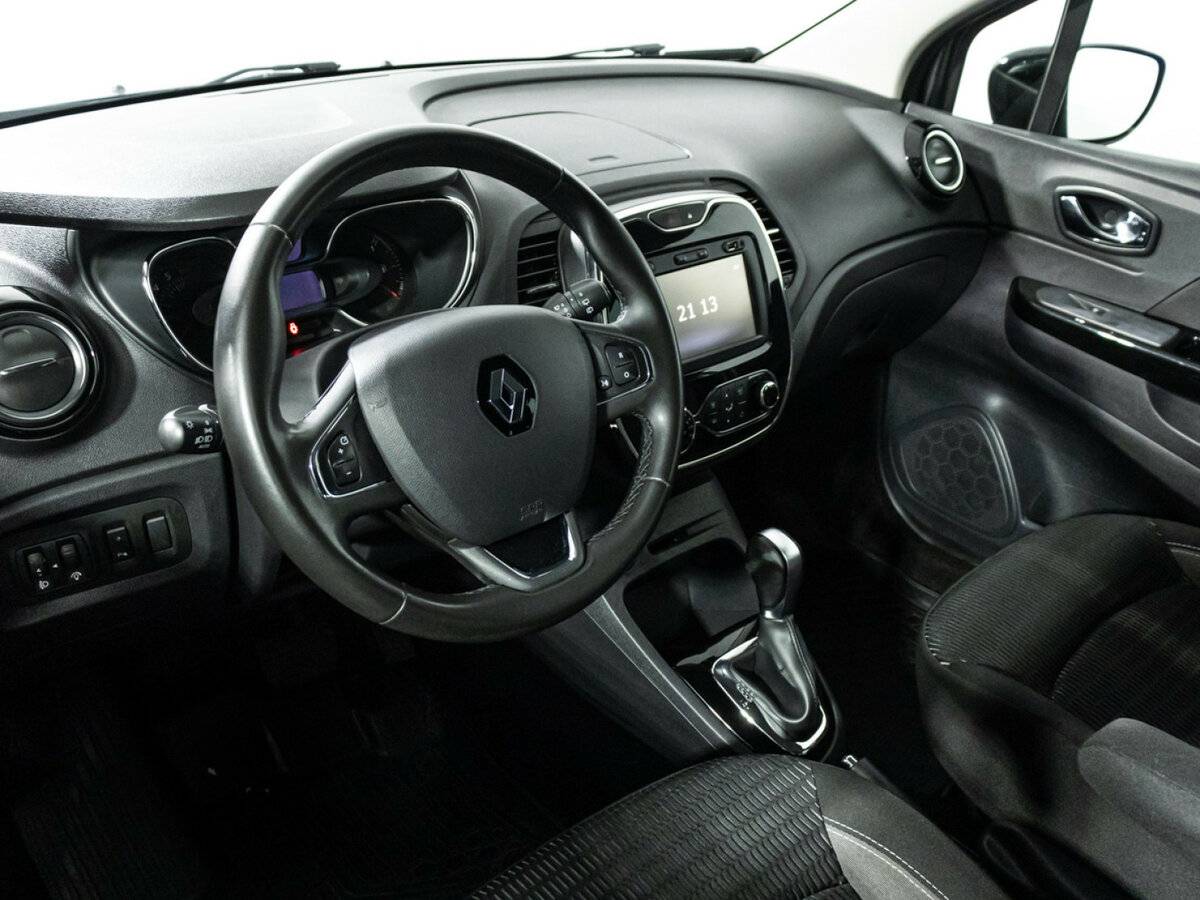 Renault Kaptur с пробегом — 2017 год. Фото: #10