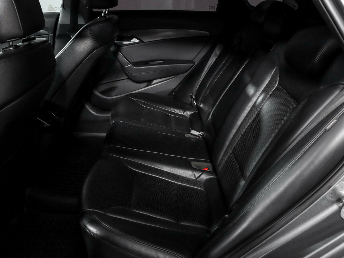 Hyundai i40 с пробегом — 2014 год. Фото: #7