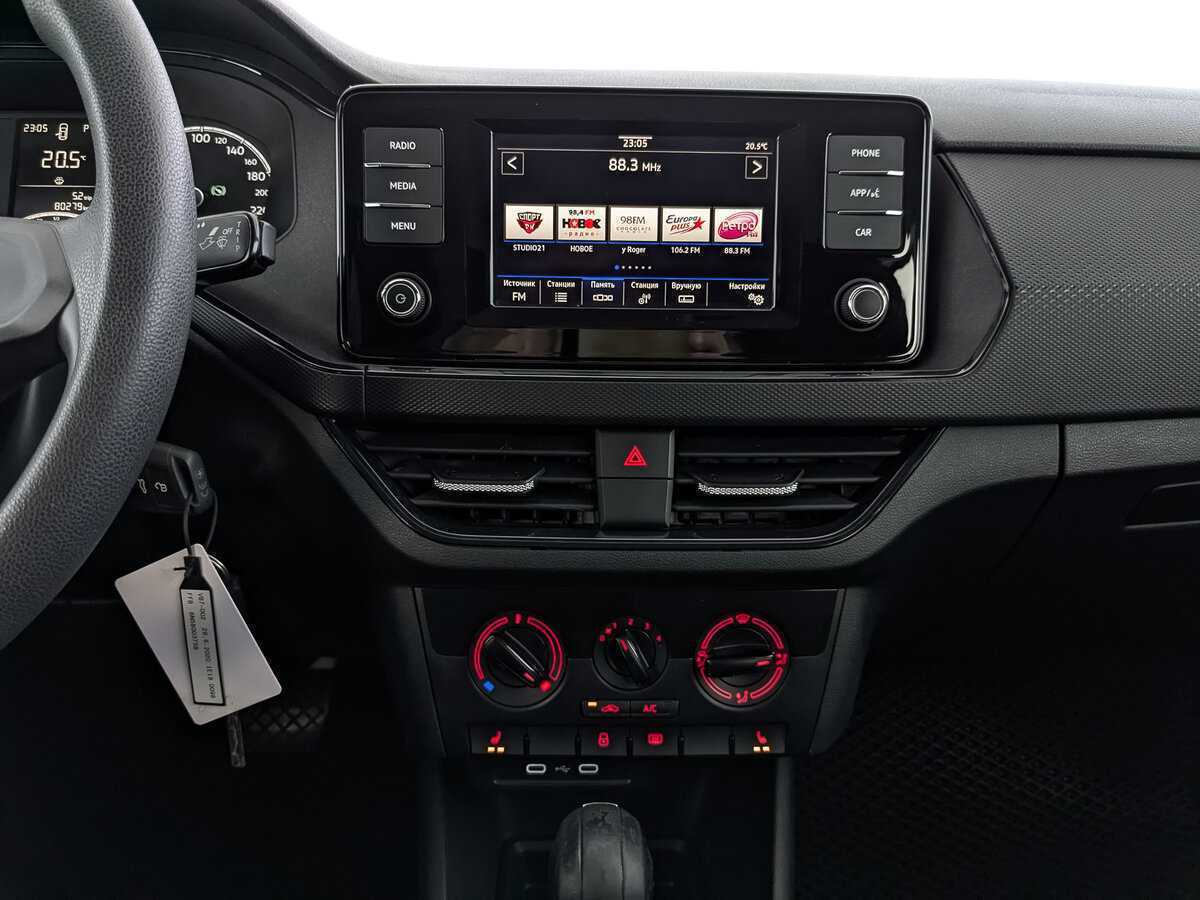 Volkswagen Polo с пробегом — 2020 год. Фото: #15