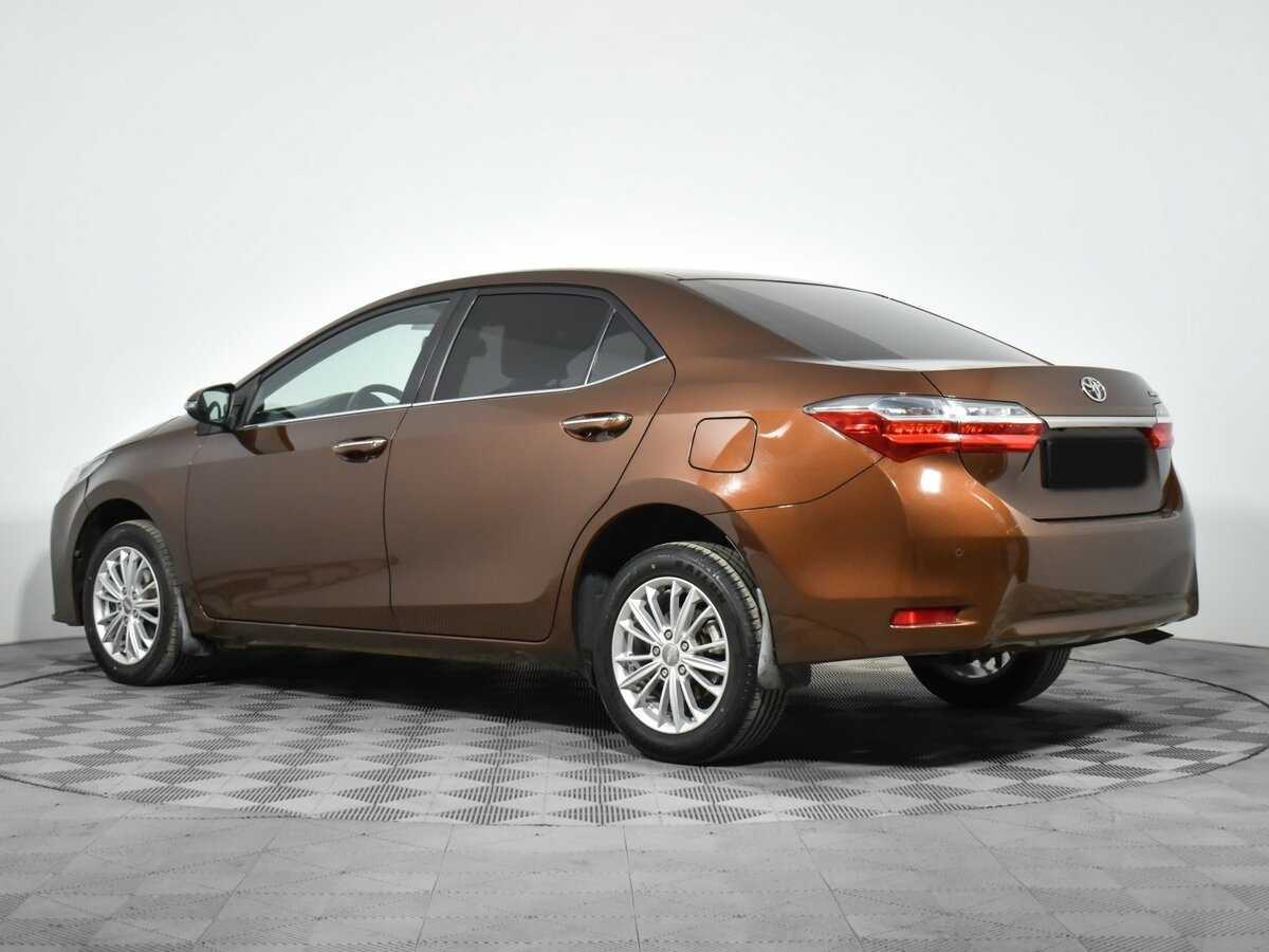 Toyota Corolla с пробегом — 2016 год. Фото: #6