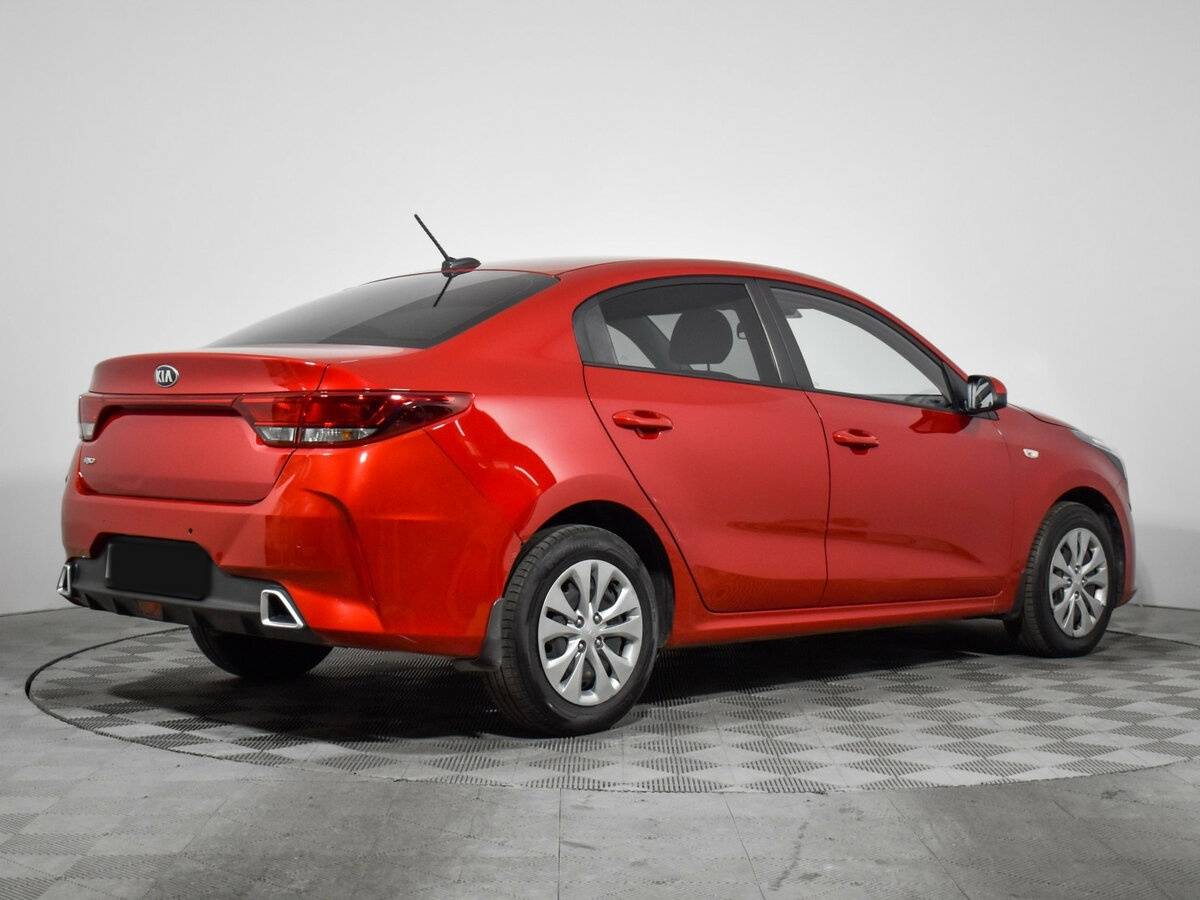 Kia Rio с пробегом — 2021 год. Фото: #4