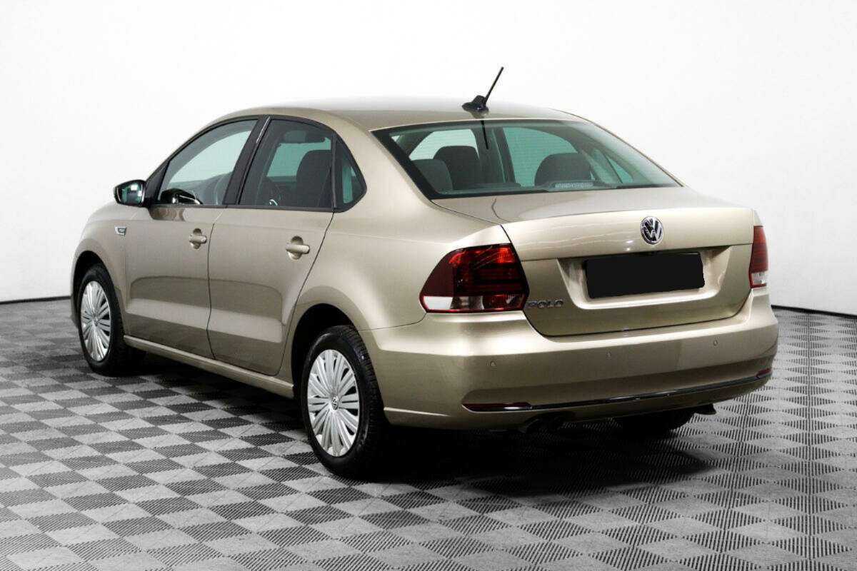 Volkswagen Polo с пробегом — 2019 год. Фото: #6