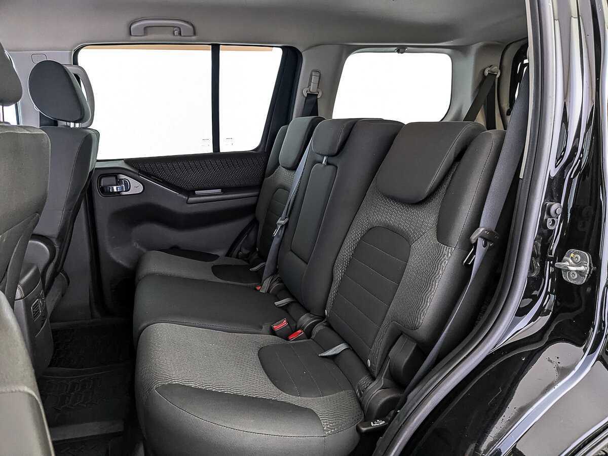 Nissan Pathfinder с пробегом — 2012 год. Фото: #17