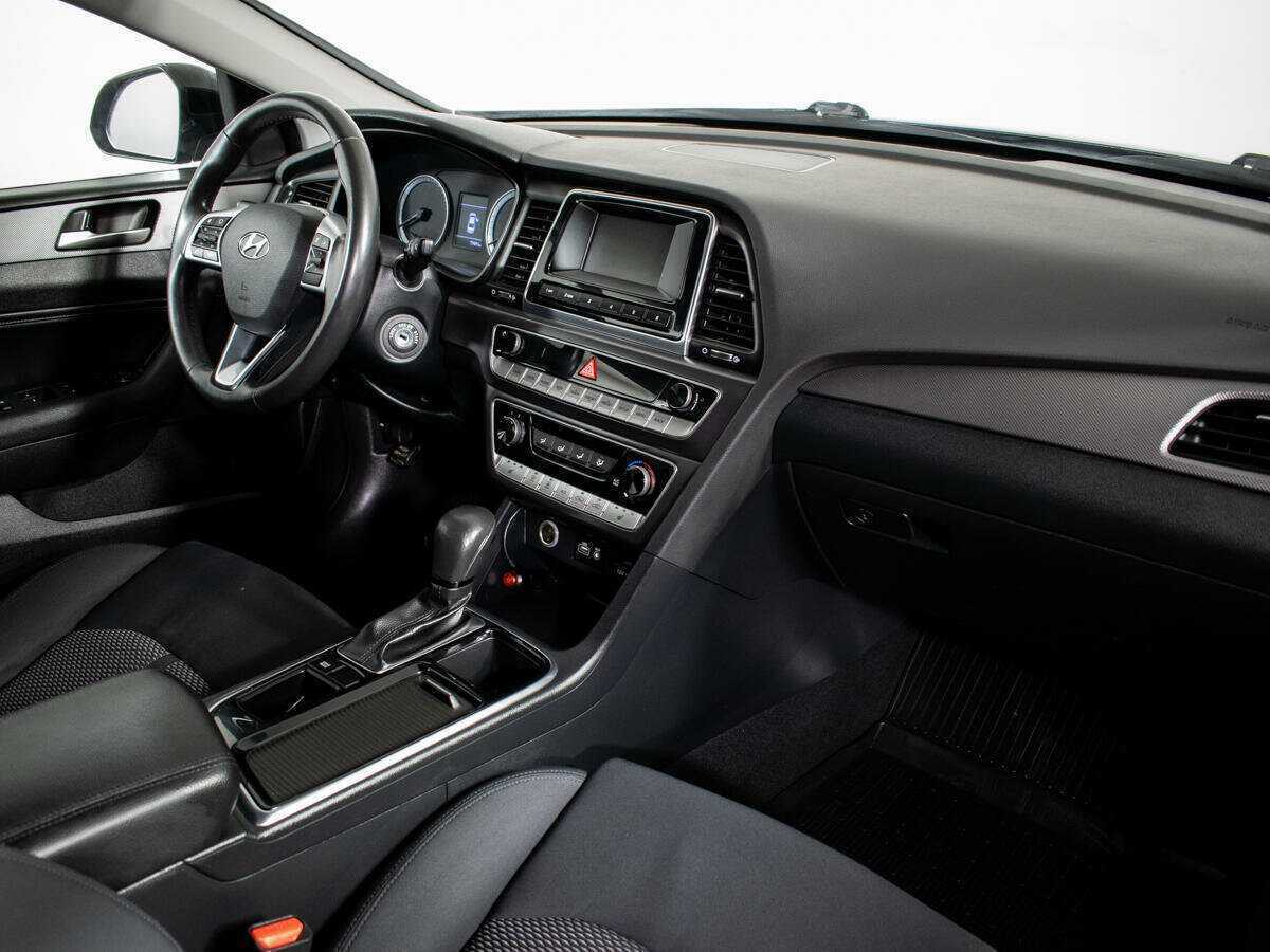 Hyundai Sonata с пробегом — 2018 год. Фото: #6