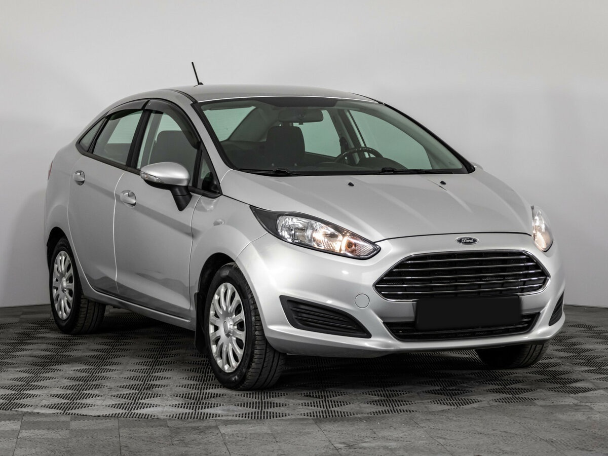 Ford Fiesta с пробегом — 2016 год. Фото: #2