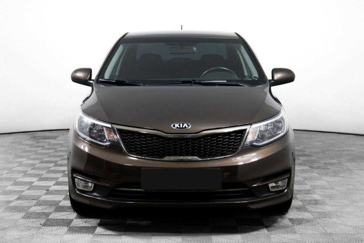 Kia Rio с пробегом — 2016 год. Фото: #1
