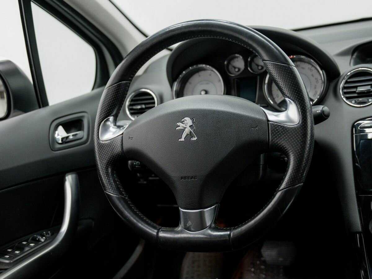 Peugeot 408 с пробегом — 2017 год. Фото: #10