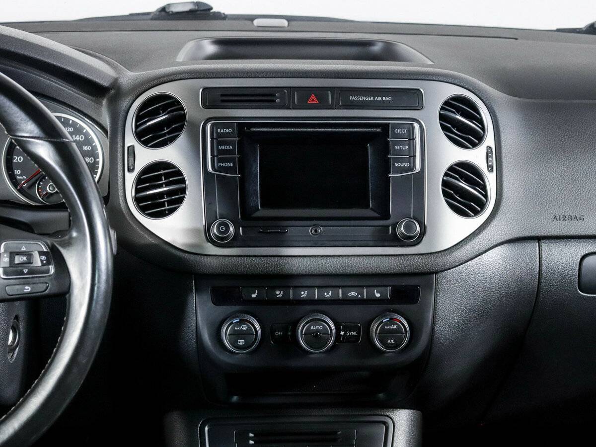 Volkswagen Tiguan с пробегом — 2016 год. Фото: #9