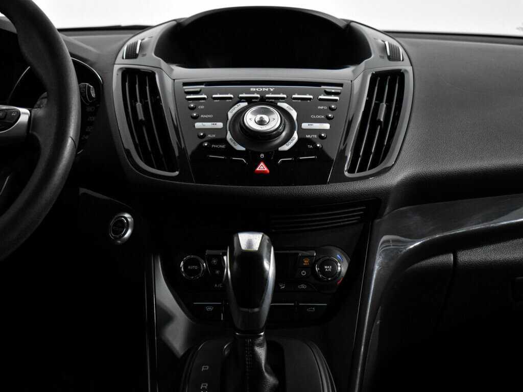 Ford Kuga с пробегом — 2013 год. Фото: #14