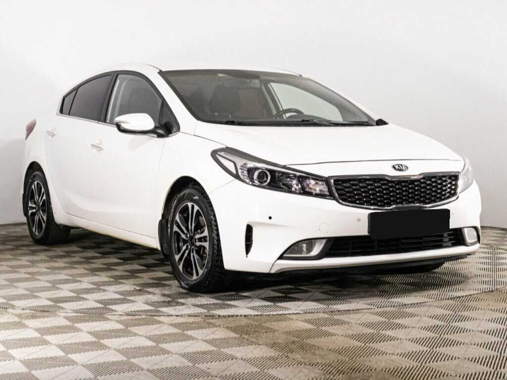 Kia Cerato с пробегом — 2017 год. Фото: #2