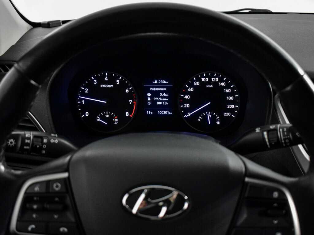 Hyundai Solaris с пробегом — 2017 год. Фото: #18