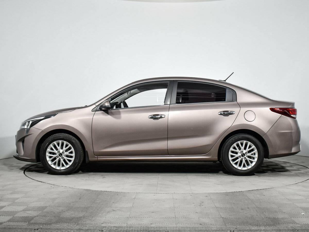 Kia Rio с пробегом — 2020 год. Фото: #7