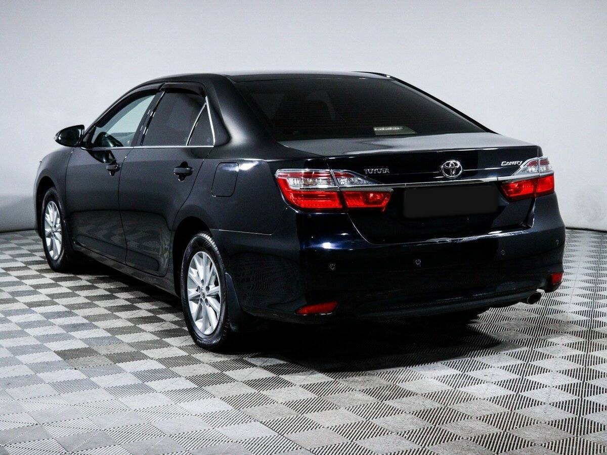 Toyota Camry с пробегом — 2015 год. Фото: #5