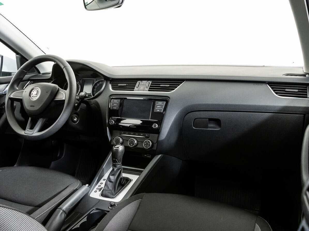 Skoda Octavia с пробегом — 2018 год. Фото: #8