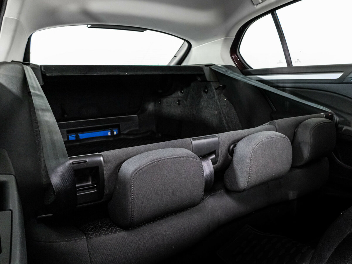 Skoda Superb с пробегом — 2014 год. Фото: #16