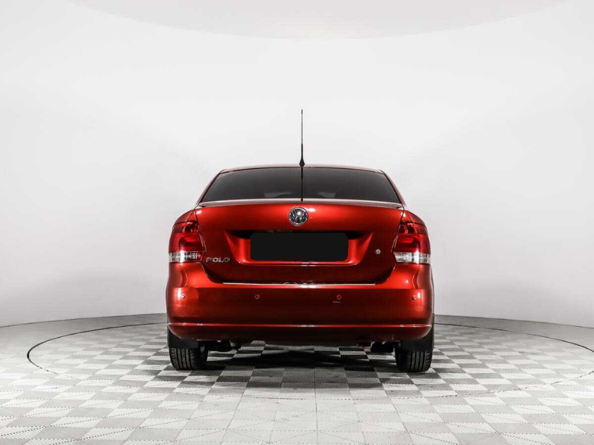 Volkswagen Polo с пробегом — 2012 год. Фото: #5