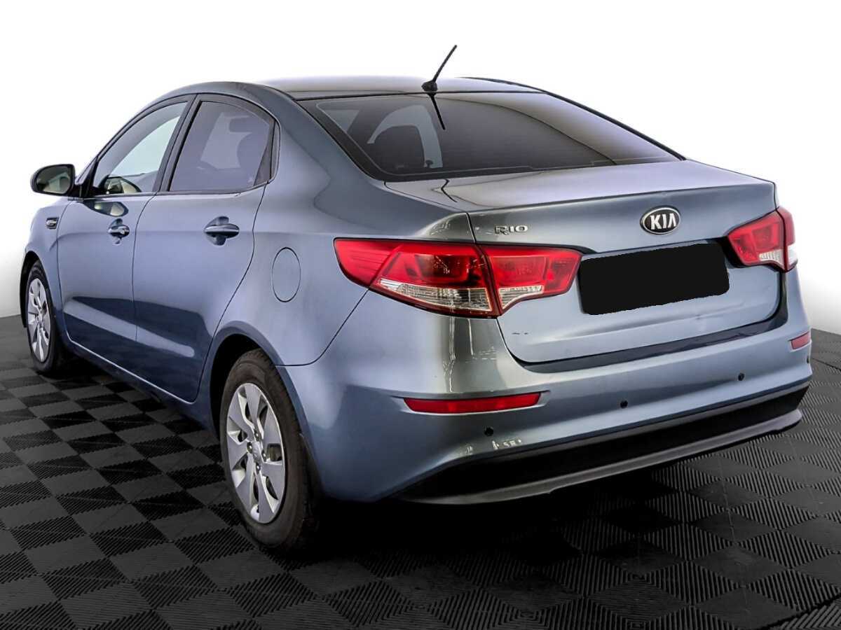 Kia Rio с пробегом — 2015 год. Фото: #6