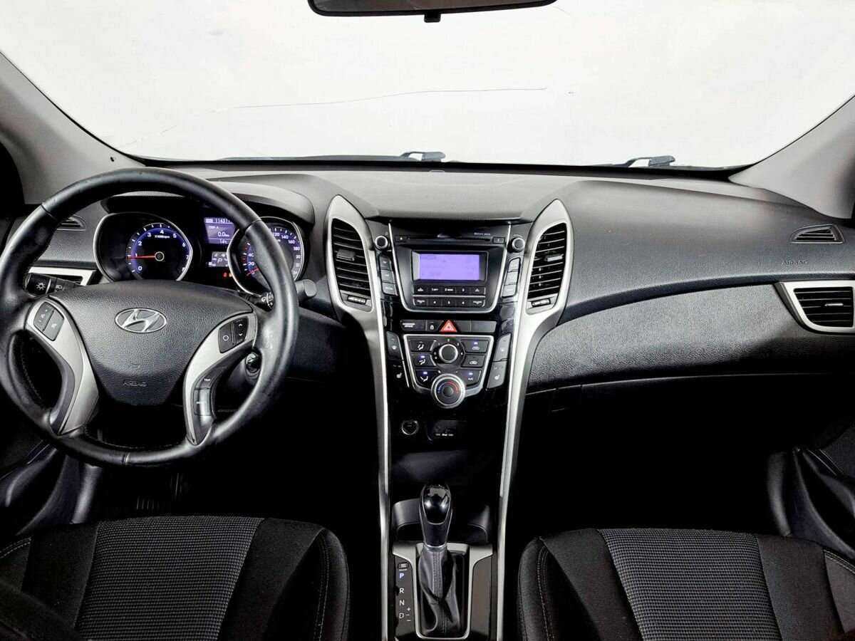 Hyundai i30 с пробегом — 2012 год. Фото: #11