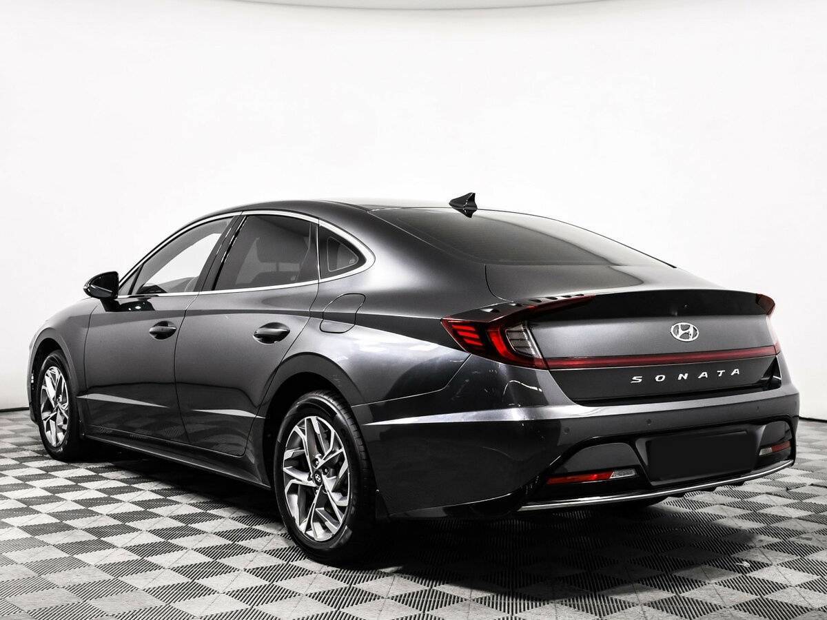 Hyundai Sonata с пробегом — 2020 год. Фото: #6