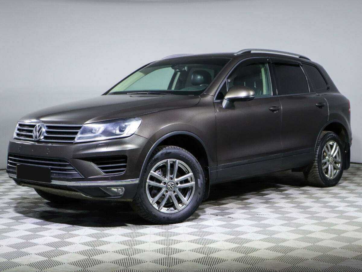 Volkswagen Touareg с пробегом — 2015 год. Посмотреть фото