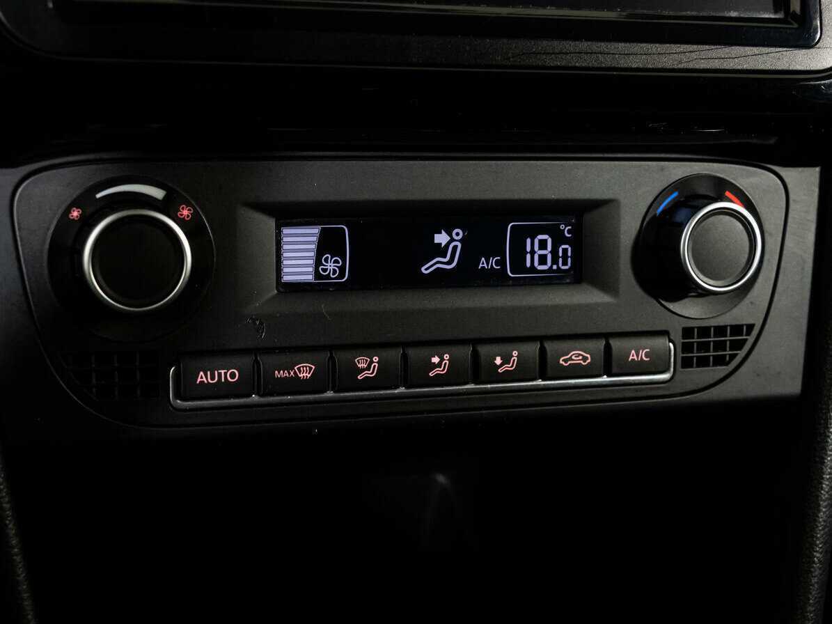 Volkswagen Polo с пробегом — 2018 год. Фото: #14