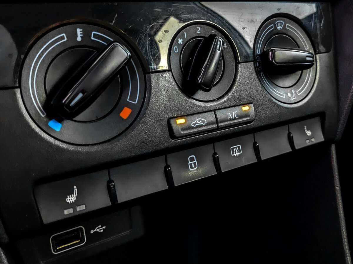 Skoda Rapid с пробегом — 2019 год. Фото: #20