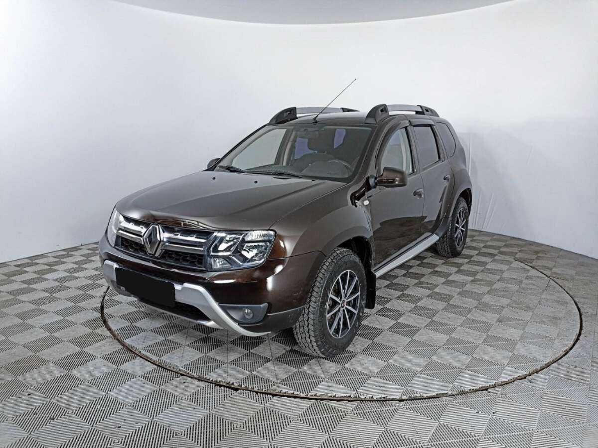 Renault Duster с пробегом — 2017 год. Посмотреть фото